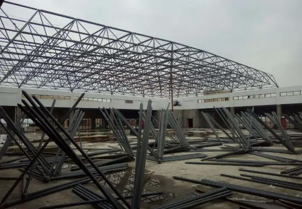 贵阳加油站网架安装